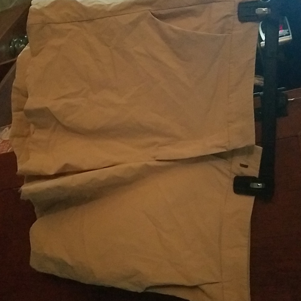 Shorts appr 5 inches
